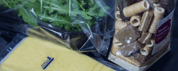 In Verpackungen wird Bio-Plastik bisher kaum eingesetzt. Der Grund: Es schützt die Ware nicht ausreichend vor Gerüchen, Sauerstoff und Wasserdampf. Fraunhofer-Forscher (FhI) entwickeln nun in einem EU-Projekt ein kompostierbares, bio- […]